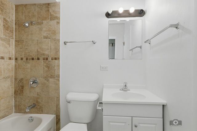 16112 University Avenue, South Holland, IL 60473