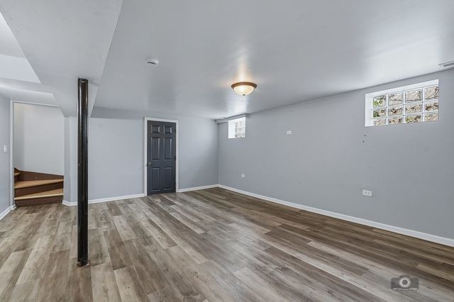 16112 University Avenue, South Holland, IL 60473
