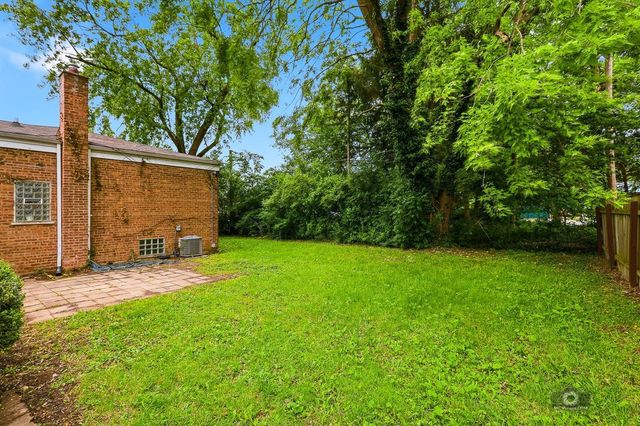 16112 University Avenue, South Holland, IL 60473