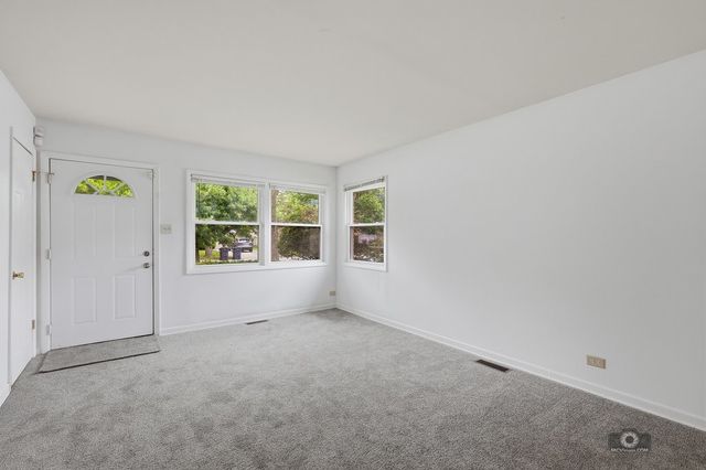 16112 University Avenue, South Holland, IL 60473