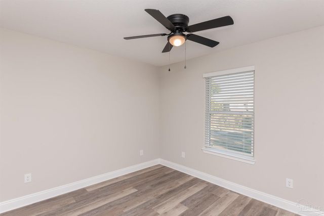 8570 Stockdale Ave, Pensacola, FL 32514