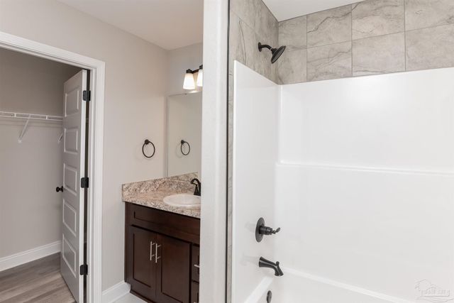 8570 Stockdale Ave, Pensacola, FL 32514