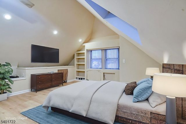 943 Drake Ave, Roselle Boro, NJ 07203