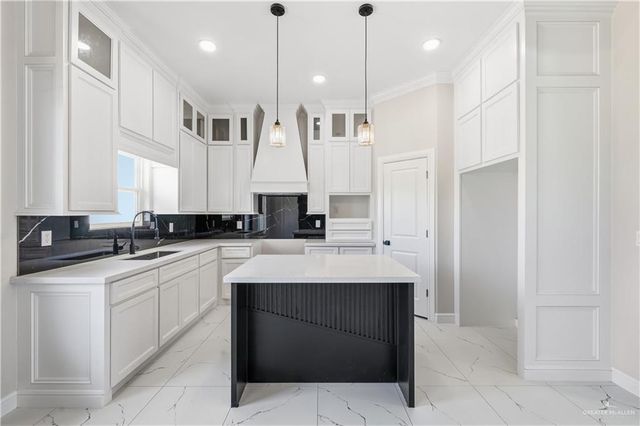 162 Magnolia Drive, Rio Grande City, TX 78582