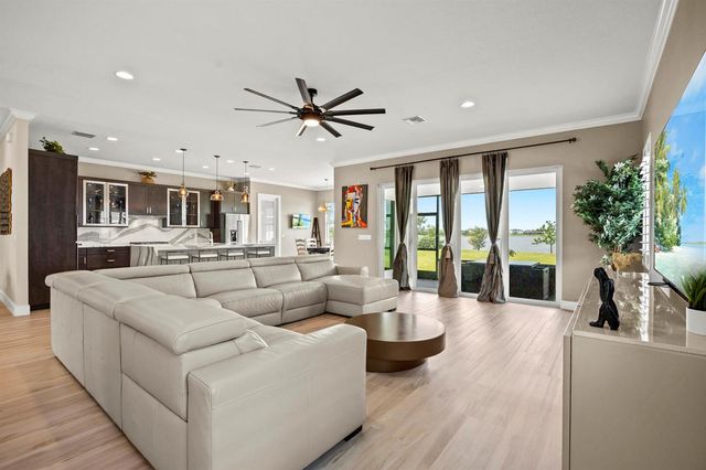 953 Hookline Circle, Loxahatchee, FL 33470