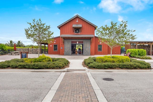 953 Hookline Circle, Loxahatchee, FL 33470