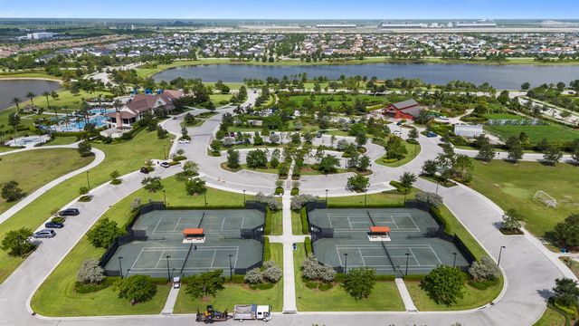 953 Hookline Circle, Loxahatchee, FL 33470
