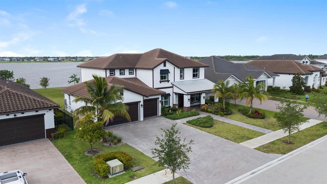 953 Hookline Circle, Loxahatchee, FL 33470
