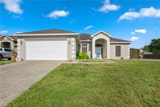4030 Puget Sound Dr, Corpus Christi, TX 78410