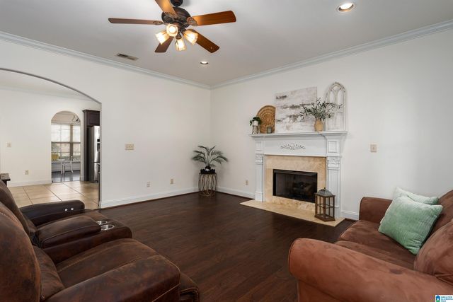 221 LACEY AVENUE, Alabaster, AL 35114