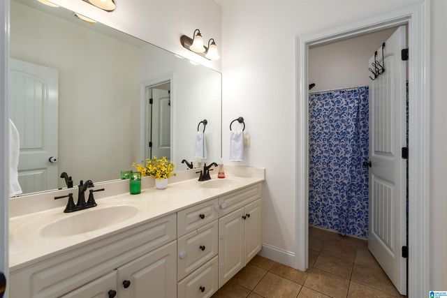 221 LACEY AVENUE, Alabaster, AL 35114