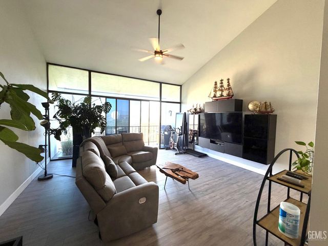 4200 Boise Street 16A, Bakersfield, CA 93306