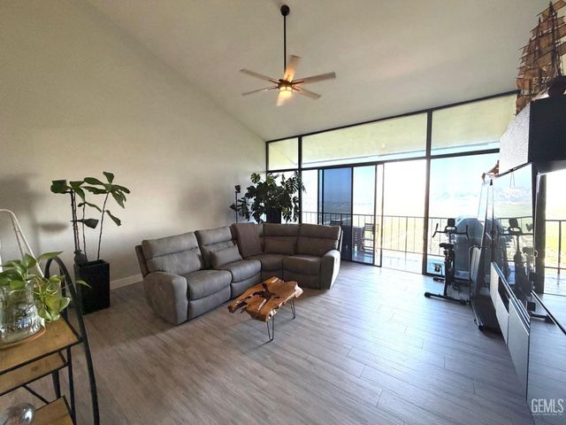 4200 Boise Street 16A, Bakersfield, CA 93306