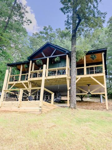197 Garren Cove Road, Morganton, GA 30560