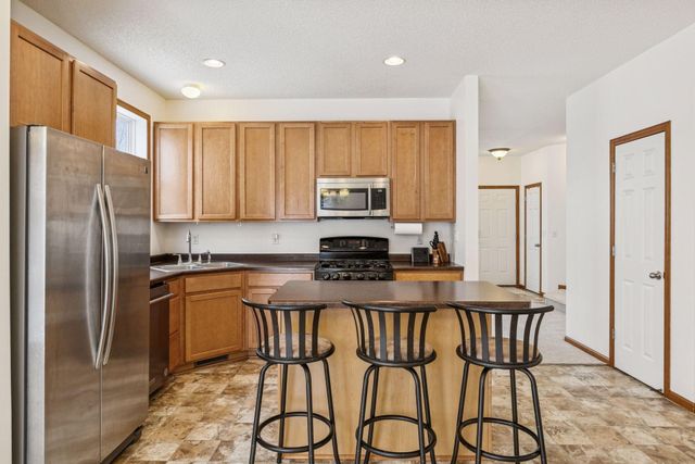 7306 Brunswick Avenue N, Brooklyn Park, MN 55443