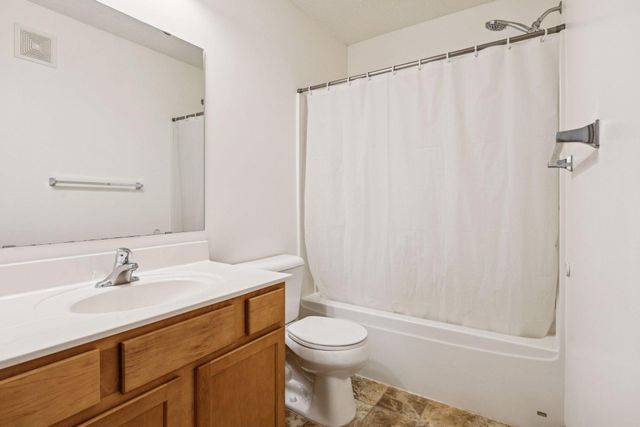 7306 Brunswick Avenue N, Brooklyn Park, MN 55443