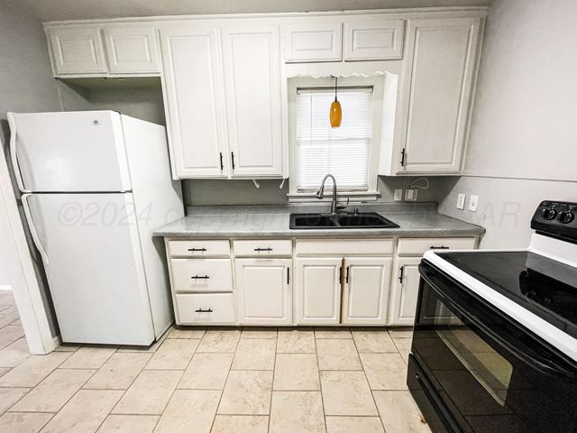 4110 S LIPSCOMB Street, Amarillo, TX 79110