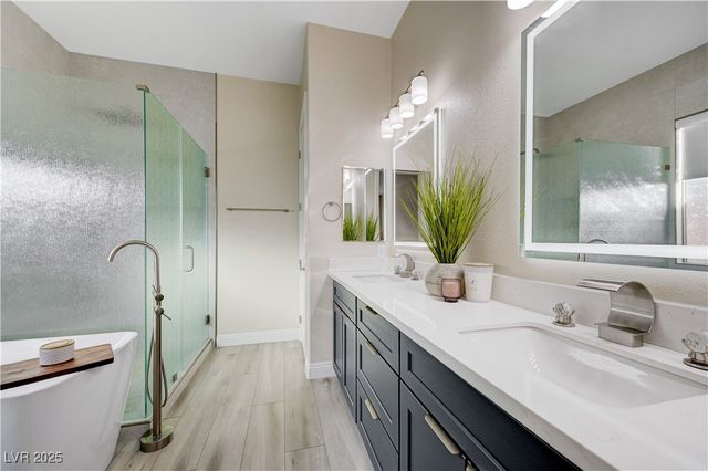 7891 Cape Flattery Avenue, Las Vegas, NV 89147