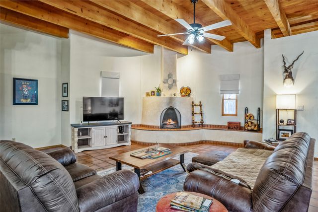 21 Private Drive 1155A A, La Mesilla, NM 87532