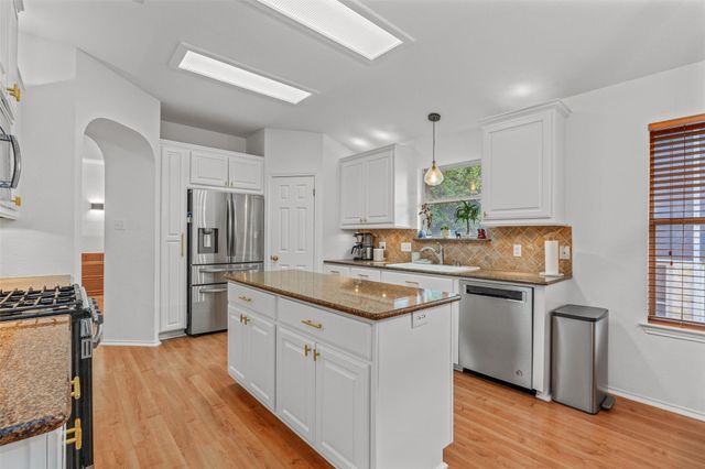 1218 Highland DR, Cedar Park, TX 78613