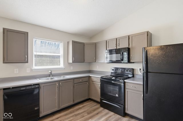 7433 Redcliff Road, Indianapolis, IN 46256