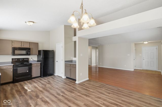 7433 Redcliff Road, Indianapolis, IN 46256