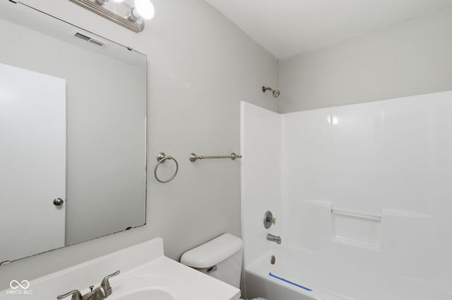 7433 Redcliff Road, Indianapolis, IN 46256