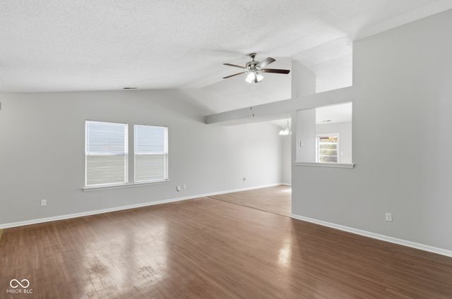 7433 Redcliff Road, Indianapolis, IN 46256