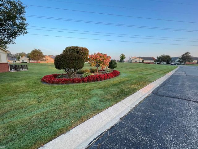 42200 Aspen Court, Clinton Twp, MI 48038