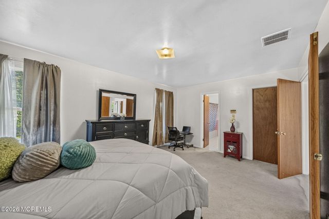 116 Wainwright Drive S, Matawan, NJ 07747