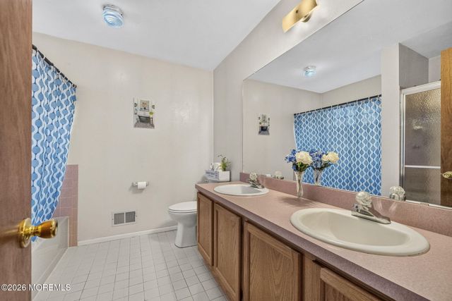 116 Wainwright Drive S, Matawan, NJ 07747