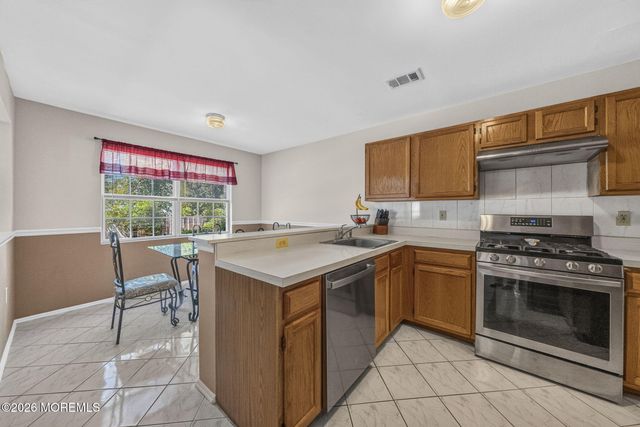 116 Wainwright Drive S, Matawan, NJ 07747