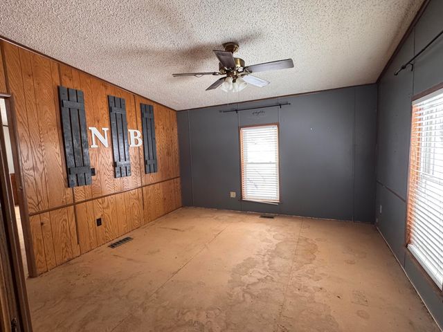 3899 Fruit Ridge Avenue NW, Grand Rapids, MI 49544