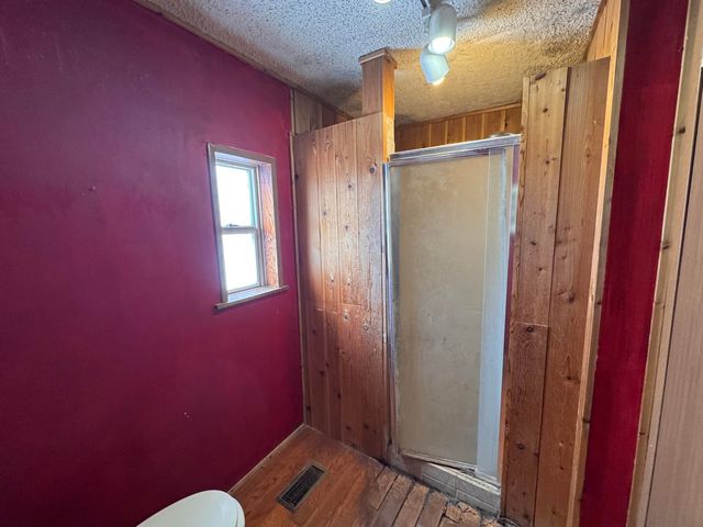 3899 Fruit Ridge Avenue NW, Grand Rapids, MI 49544