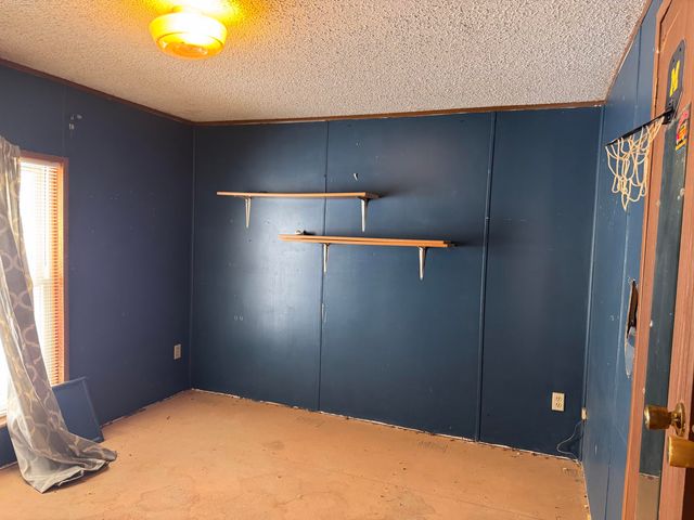 3899 Fruit Ridge Avenue NW, Grand Rapids, MI 49544