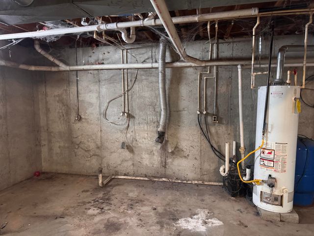 3899 Fruit Ridge Avenue NW, Grand Rapids, MI 49544