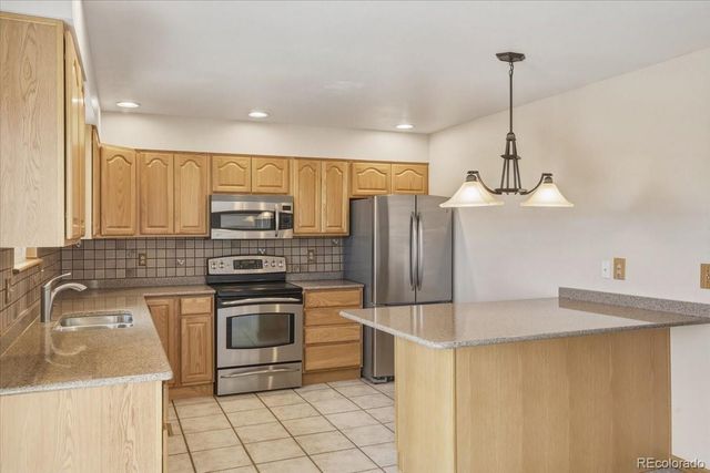 12720 Mesa View Road, Larkspur, CO 80118