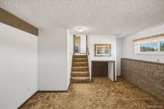 12720 Mesa View Road, Larkspur, CO 80118