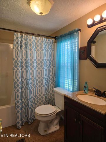 280 Joe Barrnet, Jamestown, TN 38556
