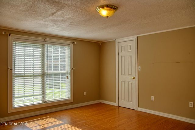 280 Joe Barrnet, Jamestown, TN 38556