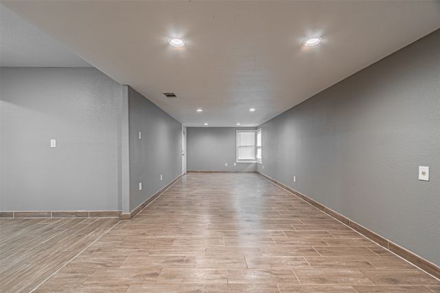 1108 Sharondale Street, Fort Worth, TX 76115