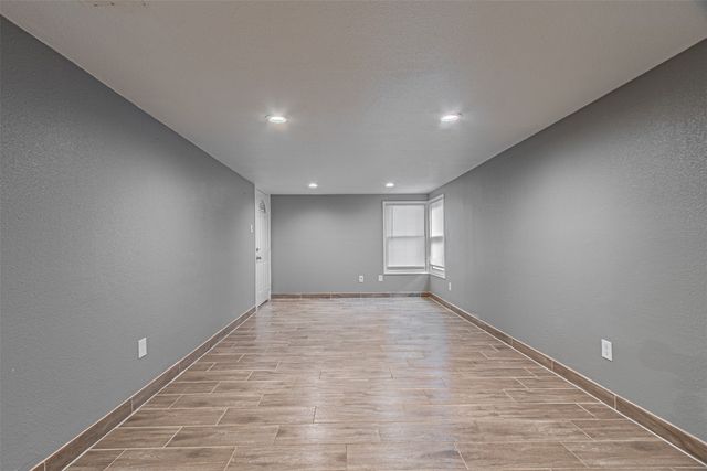 1108 Sharondale Street, Fort Worth, TX 76115