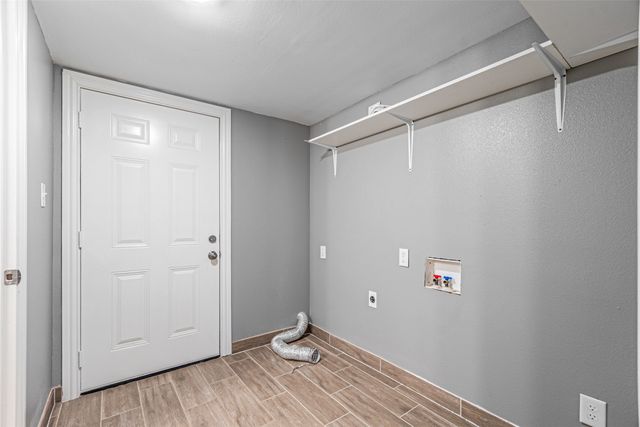 1108 Sharondale Street, Fort Worth, TX 76115