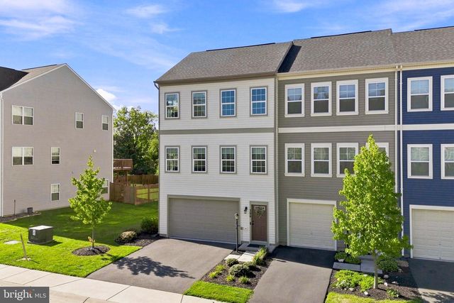 206 CROFTON CT, Stephenson, VA 22656