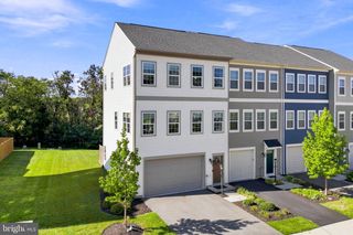 206 CROFTON CT, Stephenson, VA 22656