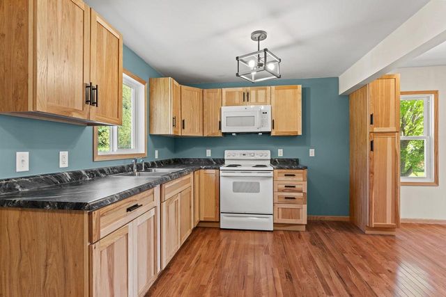 201 Arlington Avenue, Mauston, WI 53948