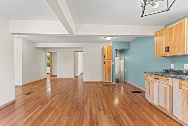 201 Arlington Avenue, Mauston, WI 53948