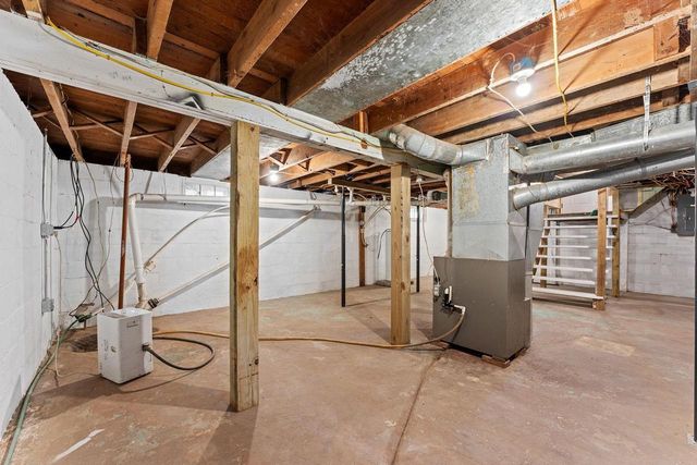 201 Arlington Avenue, Mauston, WI 53948