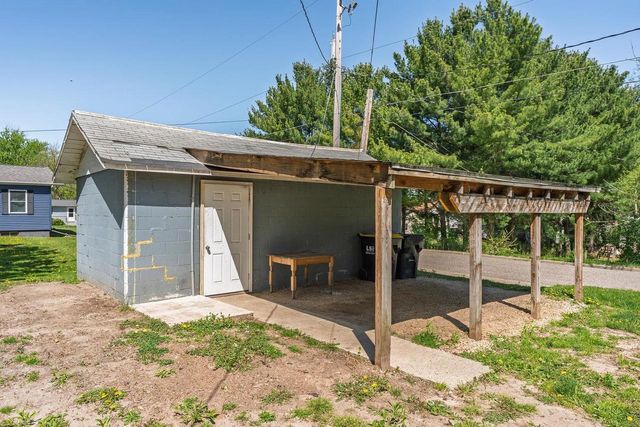 201 Arlington Avenue, Mauston, WI 53948