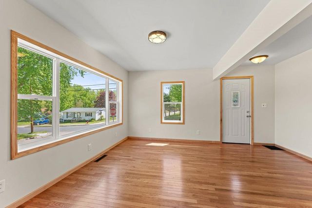 201 Arlington Avenue, Mauston, WI 53948